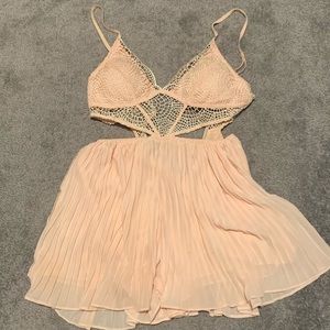 Selfie Leslie Cut-out romper